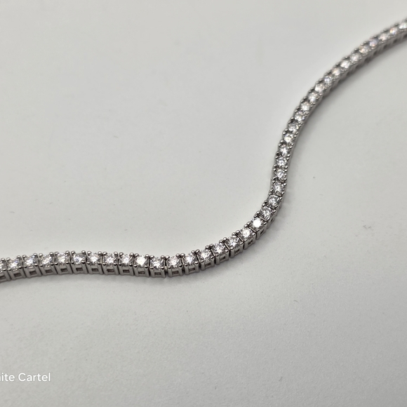 2.5mm 20 Inch Genuine Moissanite Tennis Chain - Picture 3 of 16